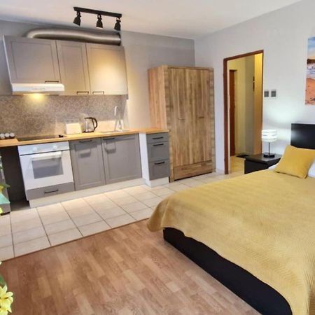 Cozy Modern Apartment Sunrise Studio 35M2 Balcony 3 Persons Krakow Exterior photo