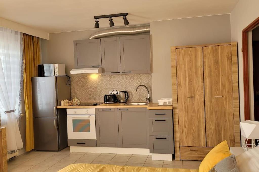 Cozy Modern Apartment Sunrise Studio 35M2 Balcony 3 Persons Krakow Exterior photo